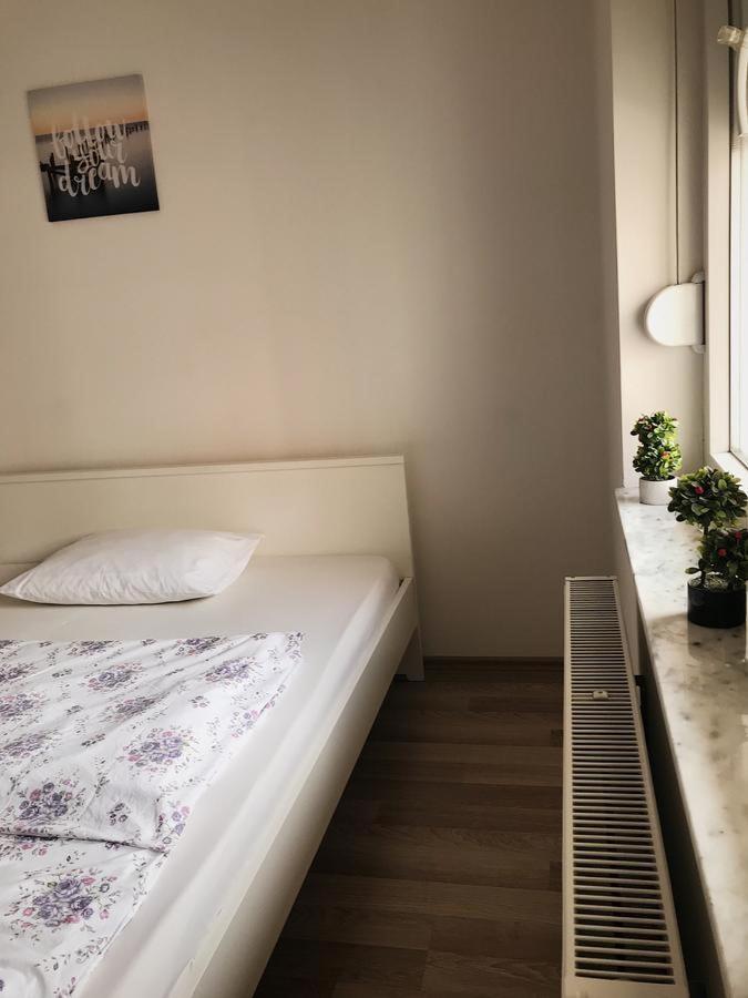 Ferienwohnung Blini Complex Pristina Exterior foto